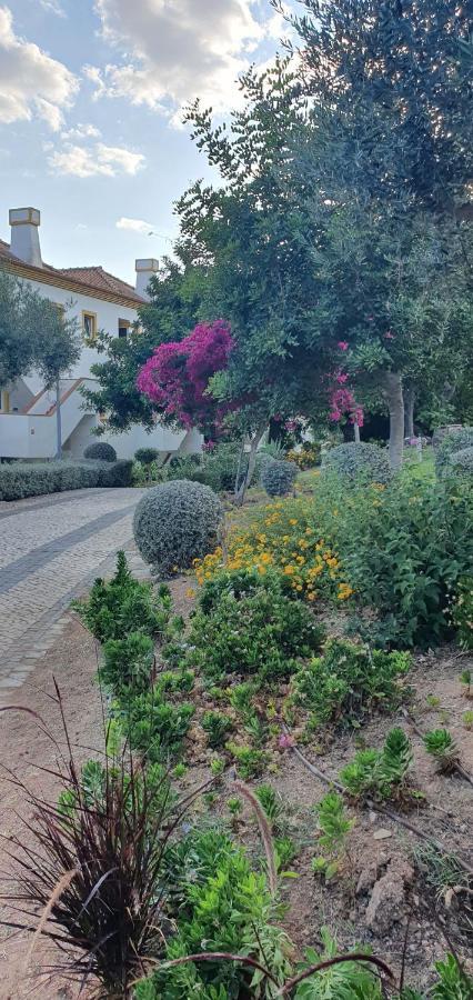 Nice 2 bedroom apartment groundfloor swimming pool Tavira Buitenkant foto